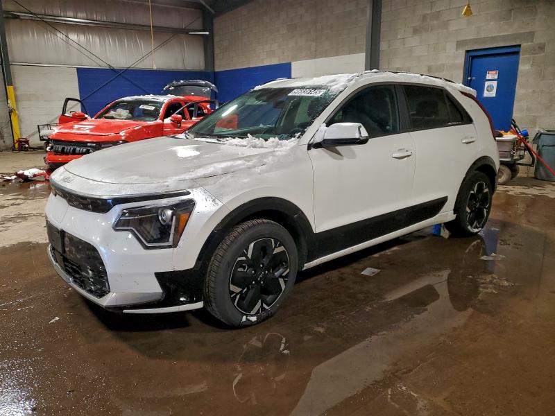 KIA NIRO WIND 2023 with VIN KNDCR3L14P5052978 - Photo from auction