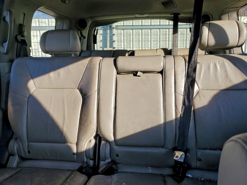Photo 10 from auction – 2010 HONDA PILOT EXL with VIN 5FNYF3H64AB008200