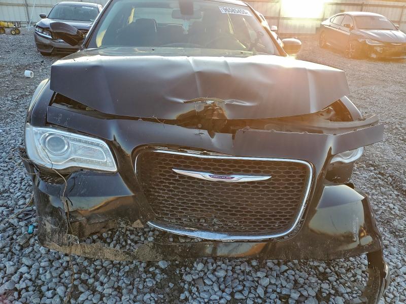 Photo 11 from auction – 2019 CHRYSLER 300 TOURIN with VIN 2C3CCAAG6KH610008