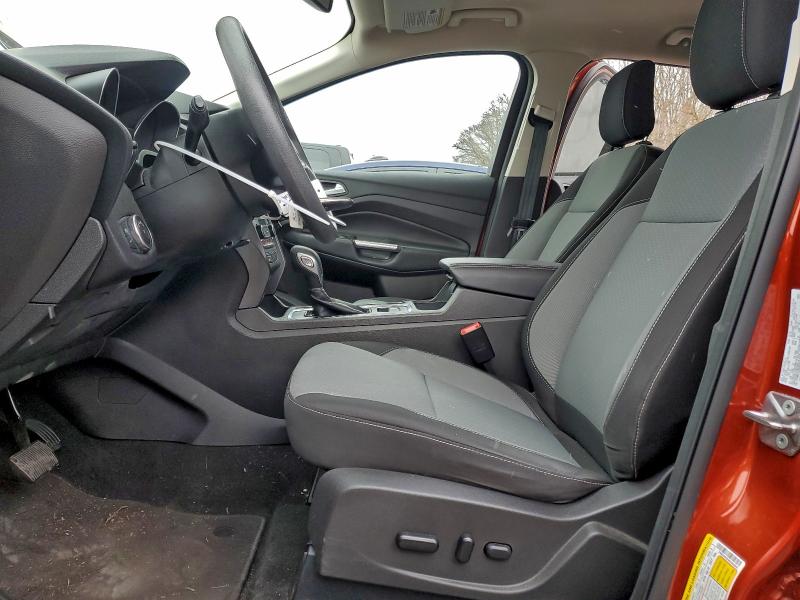 Photo 7 from auction – 2019 FORD ESCAPE SE with VIN 1FMCU9GD4KUA66850