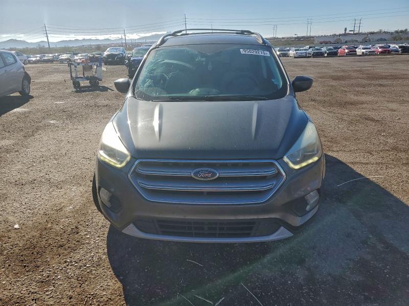 Photo 5 from auction – 2017 FORD ESCAPE SE with VIN 1FMCU0GD8HUA20085