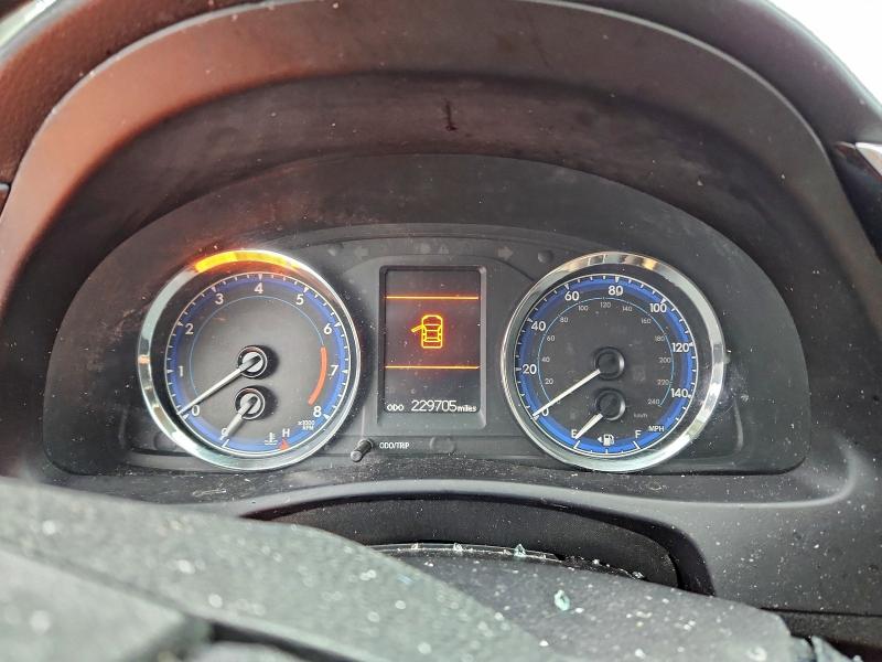 Photo 9 from auction – 2017 TOYOTA COROLLA with VIN 5YFBURHE8HP724019