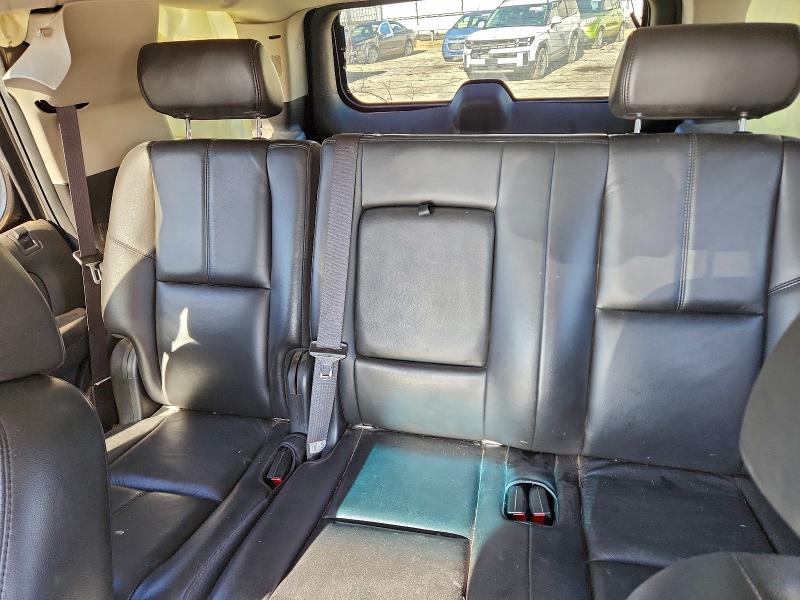 Photo 10 from auction – 2007 GMC YUKON with VIN 1GKFK13017J110019
