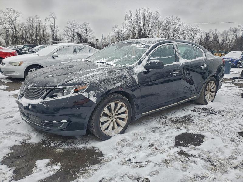 LINCOLN MKS 2016 with VIN 1LNHL9EK3GG600162 - Photo from auction