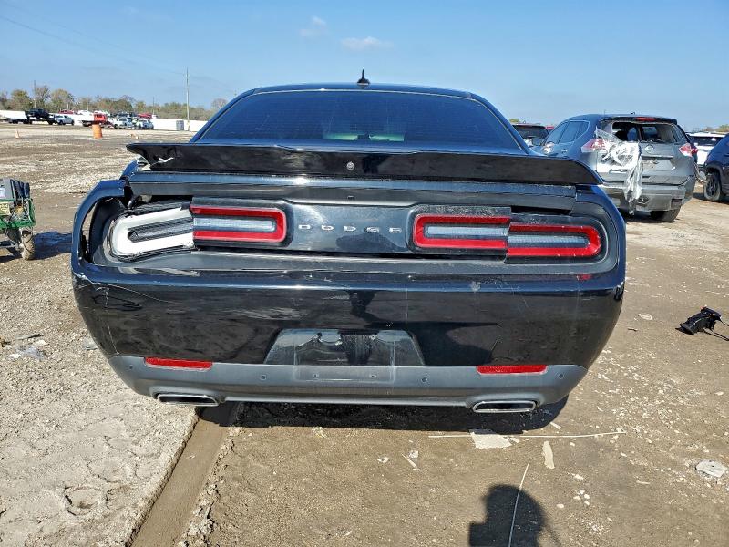 Photo 6 from auction – 2016 DODGE CHALLENGER with VIN 2C3CDZAG5GH326288