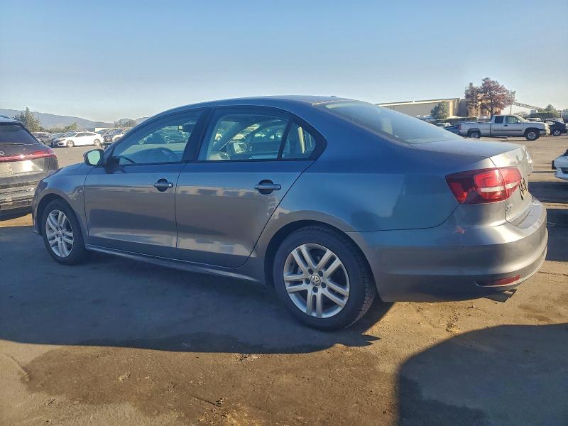 Photo 2 from auction – 2018 VOLKSWAGEN JETTA S with VIN 3VW2B7AJ3JM246247