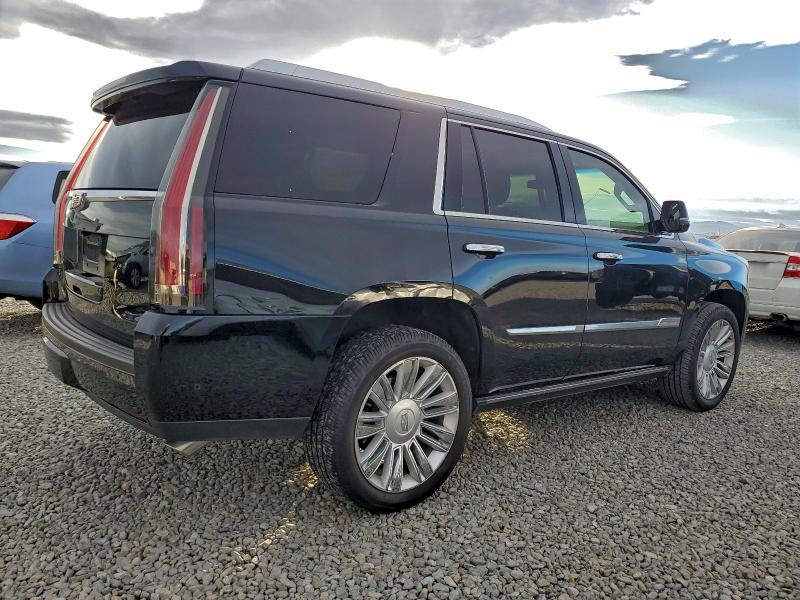 Photo 3 from auction – 2017 CADILLAC ESCALADE P with VIN 1GYS4DKJ7HR152532