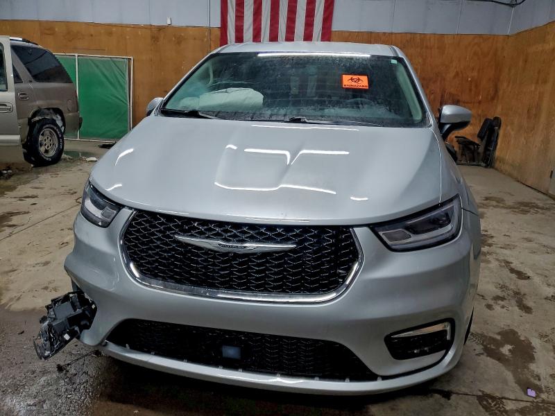 Photo 5 from auction – 2023 CHRYSLER PACIFICA T with VIN 2C4RC3BG8PR513975