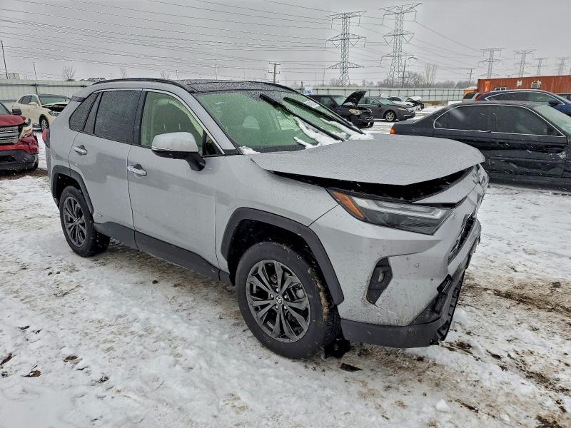 Photo 4 from auction – 2024 TOYOTA RAV4 LIMIT with VIN JTMD6RFVXRD123365