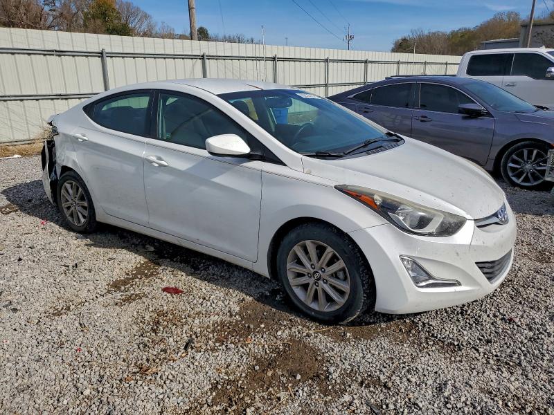 Photo 4 from auction – 2016 HYUNDAI ELANTRA with VIN 5NPDH4AE9GH769072