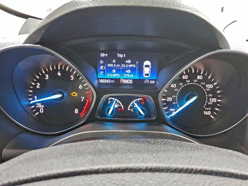Photo 9 from auction – 2017 FORD ESCAPE SE with VIN 1FMCU0GD4HUA19760