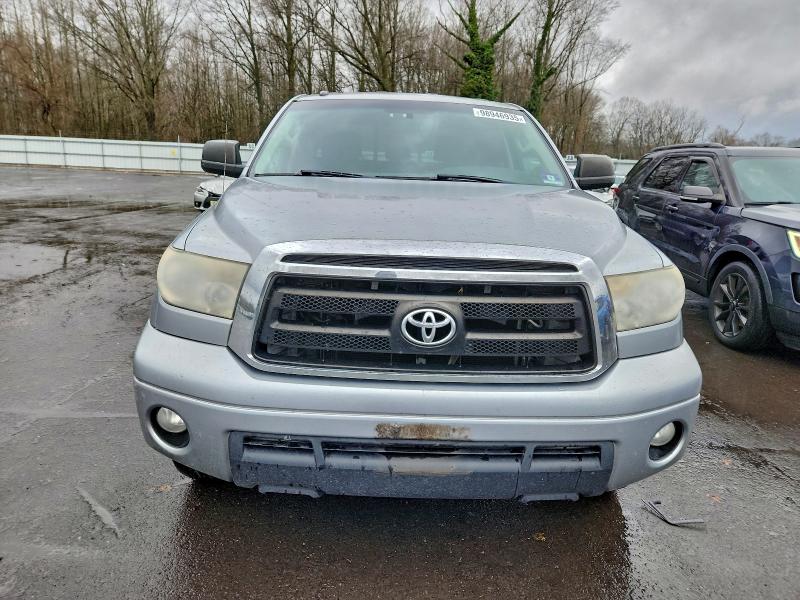 Photo 5 from auction – 2011 TOYOTA TUNDRA DOU with VIN 5TFUM5F13BX016643