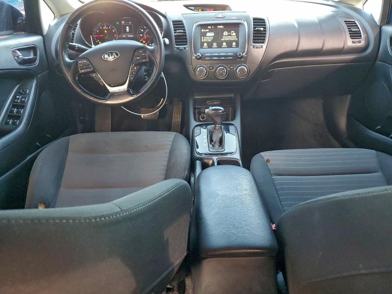 Photo 8 from auction – 2017 KIA FORTE LX with VIN 3KPFL4A76HE084106
