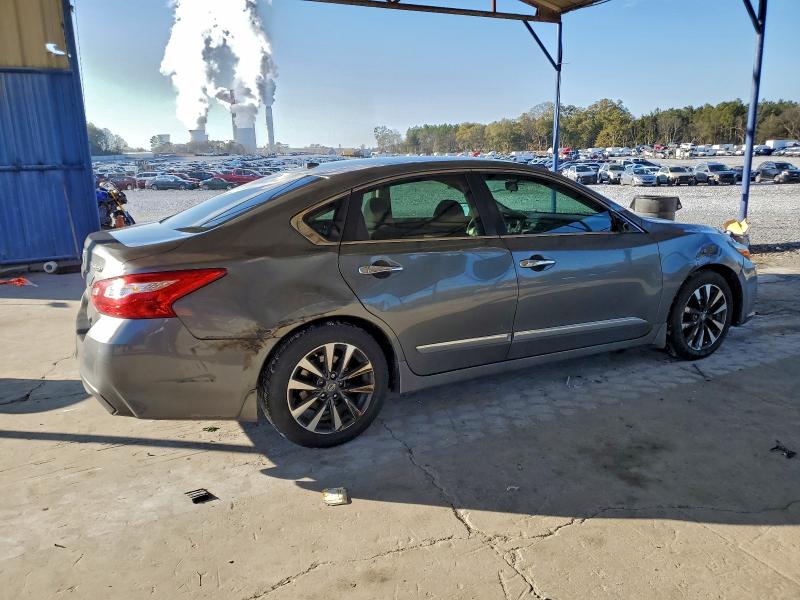 Photo 3 from auction – 2017 NISSAN ALTIMA 2.5 with VIN 1N4AL3AP3HC220726