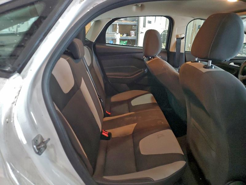 Photo 10 from auction – 2014 FORD FOCUS SE with VIN 1FADP3F27EL371112