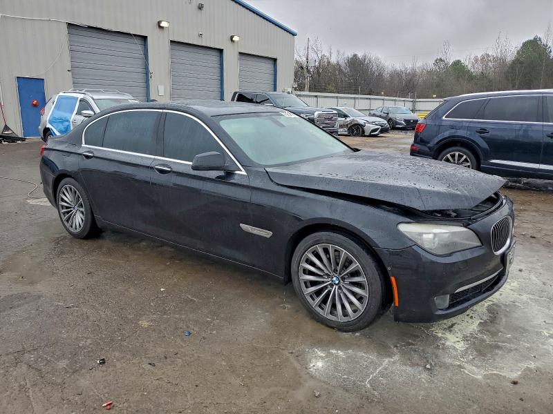 Photo 4 from auction – 2011 BMW 740 LI with VIN WBAKB4C50BC574680
