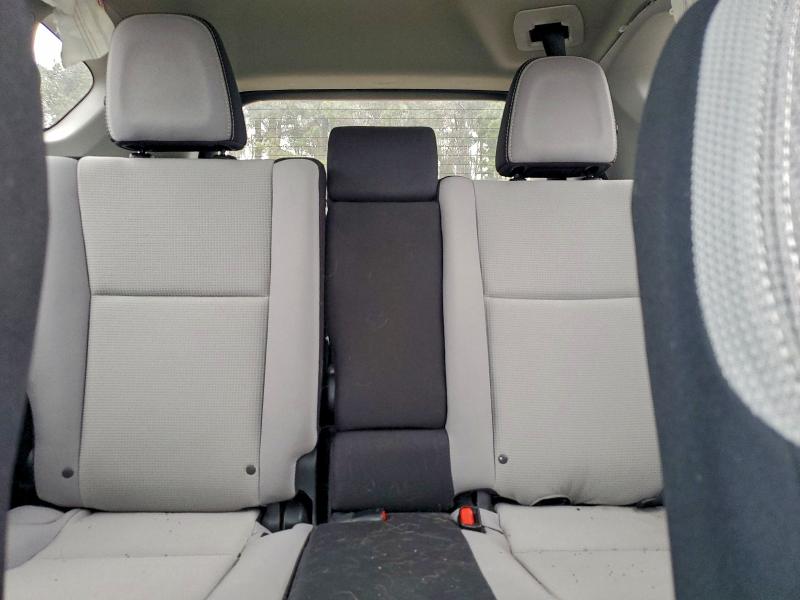Photo 10 from auction – 2017 TOYOTA RAV4 XLE with VIN 2T3WFREV4HW333889