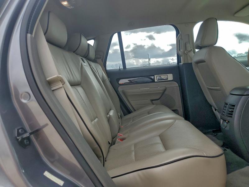Zdjęcie 11 z aukcji – 2010 LINCOLN MKX z VIN 2LMDJ6JC2ABJ30095