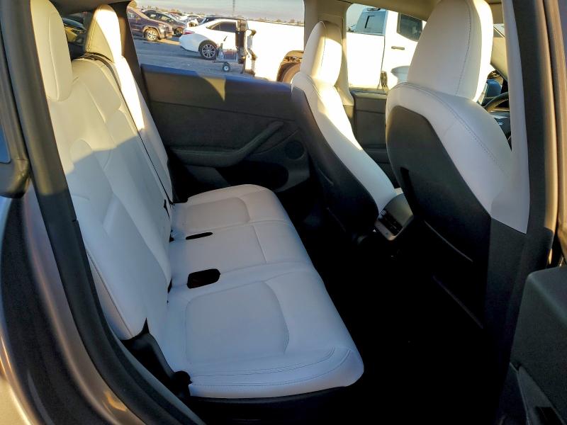 Photo 10 from auction – 2024 TESLA MODEL Y with VIN 7SAYGAEE5RF163821