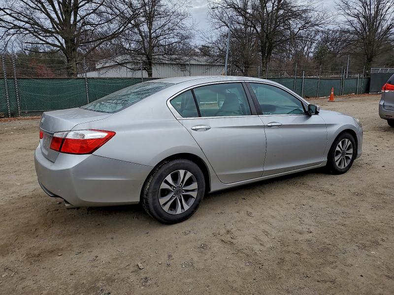 Photo 3 from auction – 2013 HONDA ACCORD with VIN 1HGCR2F39DA166826