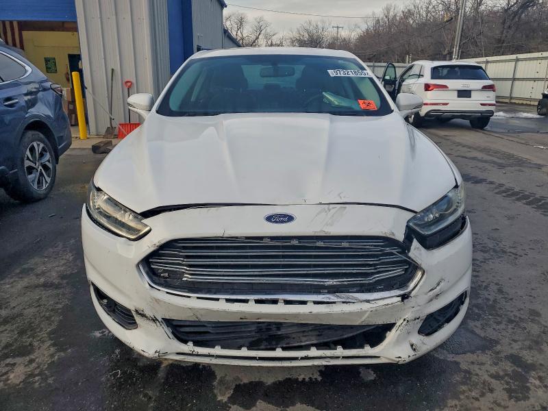 Photo 5 from auction – 2015 FORD FUSION SE with VIN 1FA6P0HDXF5125439