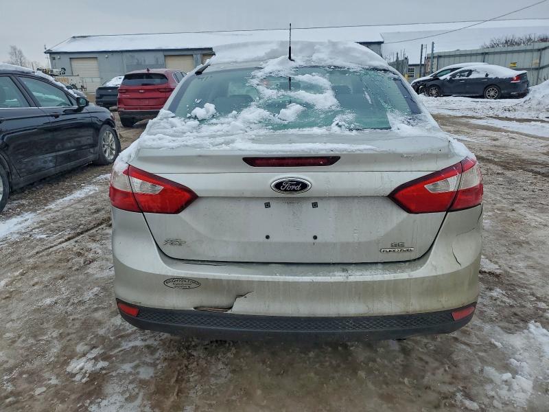 Photo 6 from auction – 2014 FORD FOCUS SE with VIN 1FADP3F21EL454745