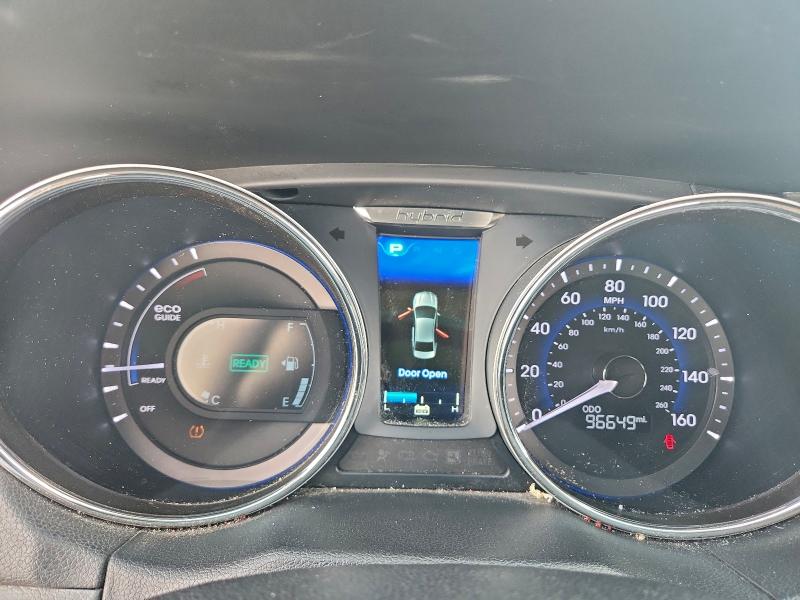 Photo 9 from auction – 2015 HYUNDAI SONATA HYB with VIN KMHEC4A42FA123481