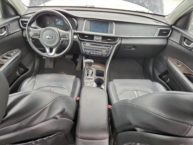 Photo 8 from auction – 2017 KIA OPTIMA EX with VIN 5XXGU4L37HG177638