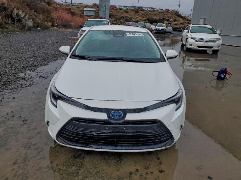 Photo 5 from auction – 2025 TOYOTA COROLLA LE with VIN JTDBDMHE4S3020418