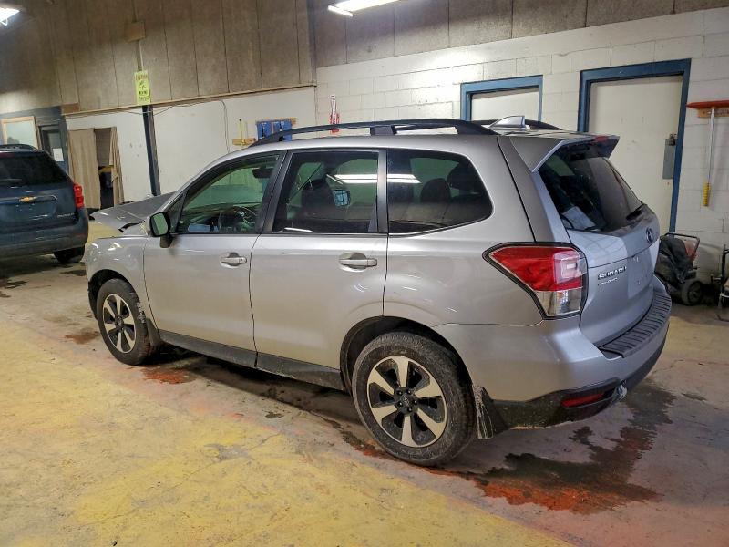 Photo 2 from auction – 2017 SUBARU FORESTER 2 with VIN JF2SJAEC2HH461679