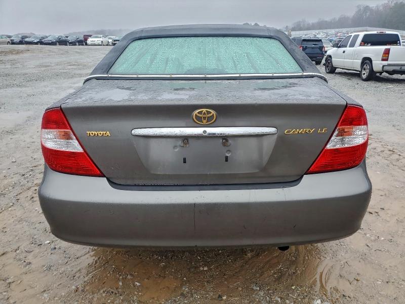 Photo 6 from auction – 2004 TOYOTA CAMRY LE with VIN 4T1BE32K14U853110