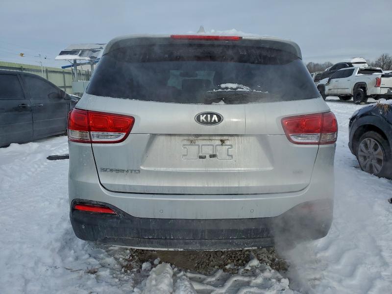 Photo 6 from auction – 2016 KIA SORENTO LX with VIN 5XYPG4A33GG005269