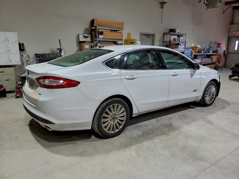 Photo 3 from auction – 2016 FORD FUSION SE with VIN 3FA6P0PU3GR304633
