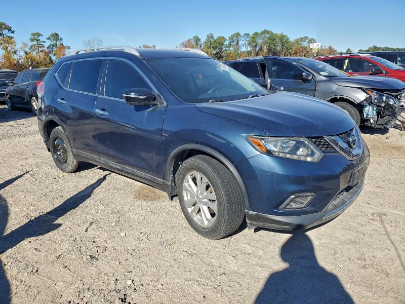 Photo 4 from auction – 2015 NISSAN ROGUE S with VIN 5N1AT2MT2FC764494