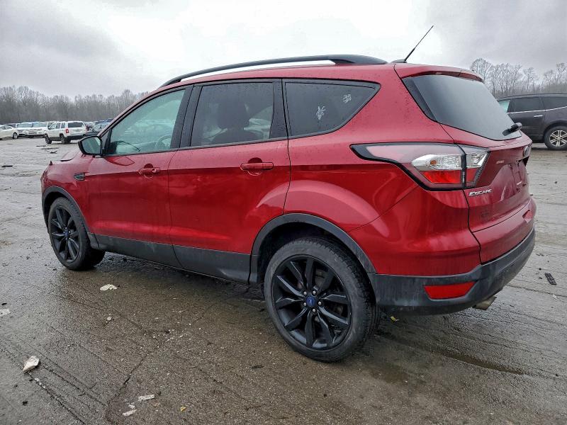 Photo 2 from auction – 2017 FORD ESCAPE SE with VIN 1FMCU0GD8HUD51569