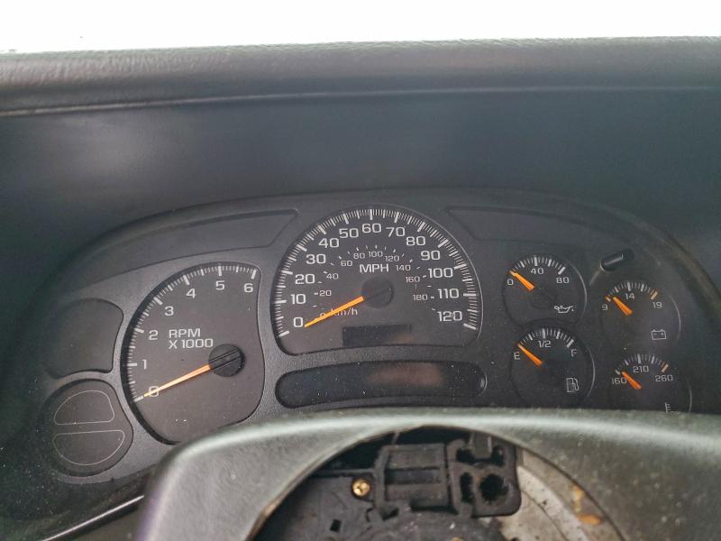 Photo 9 from auction – 2005 CHEVROLET SILVERADO with VIN 2GCEC13T951325654