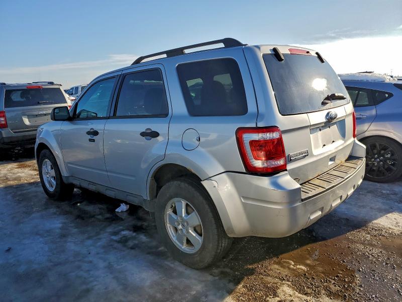 Photo 2 from auction – 2012 FORD ESCAPE XLT with VIN 1FMCU0D72CKA27343