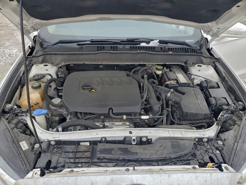 Photo 11 from auction – 2016 FORD FUSION SE with VIN 3FA6P0HD5GR233692