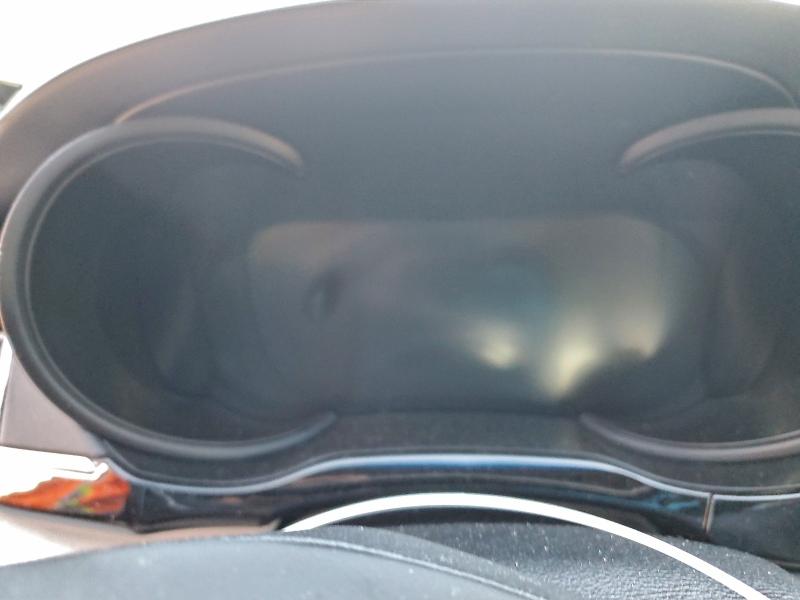 Photo 9 from auction – 2015 KIA K900 with VIN KNALW4D41F6017585