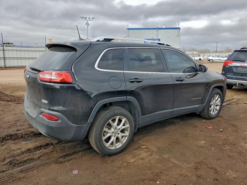 Photo 3 from auction – 2018 JEEP CHEROKEE L with VIN 1C4PJLLB9JD590882