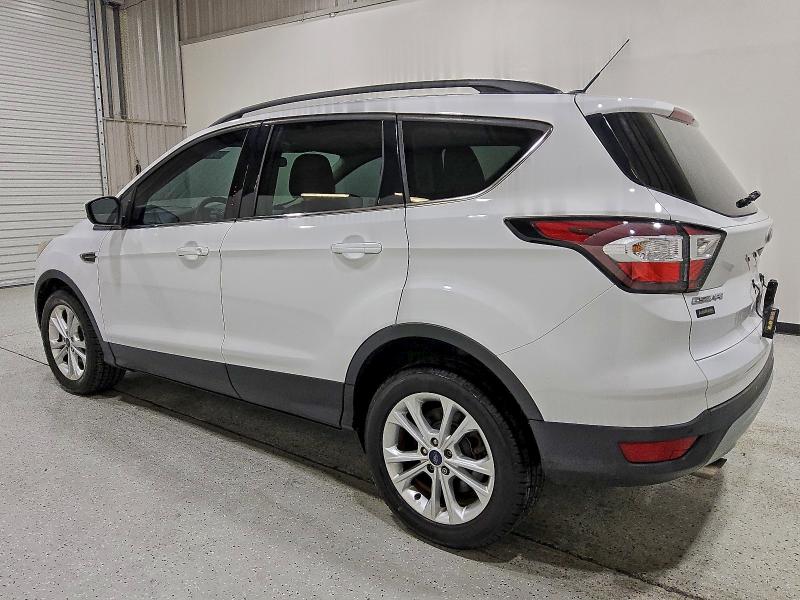 Photo 2 from auction – 2017 FORD ESCAPE SE with VIN 1FMCU0GD4HUA19760