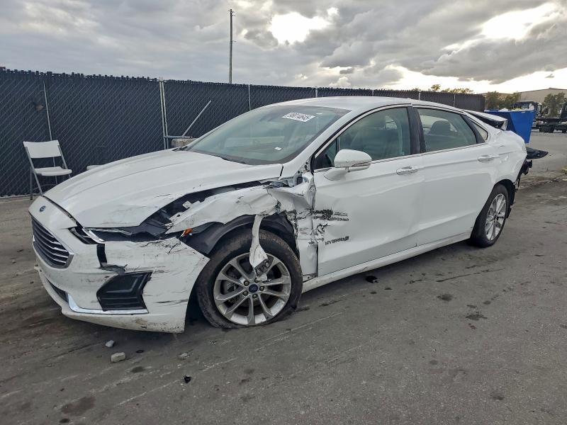 Photo 1 from auction – 2019 FORD FUSION with VIN 3FA6P0MU9KR149714