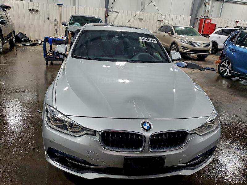 Photo 5 from auction – 2017 BMW 330 XI with VIN WBA8D9G30HNU62503