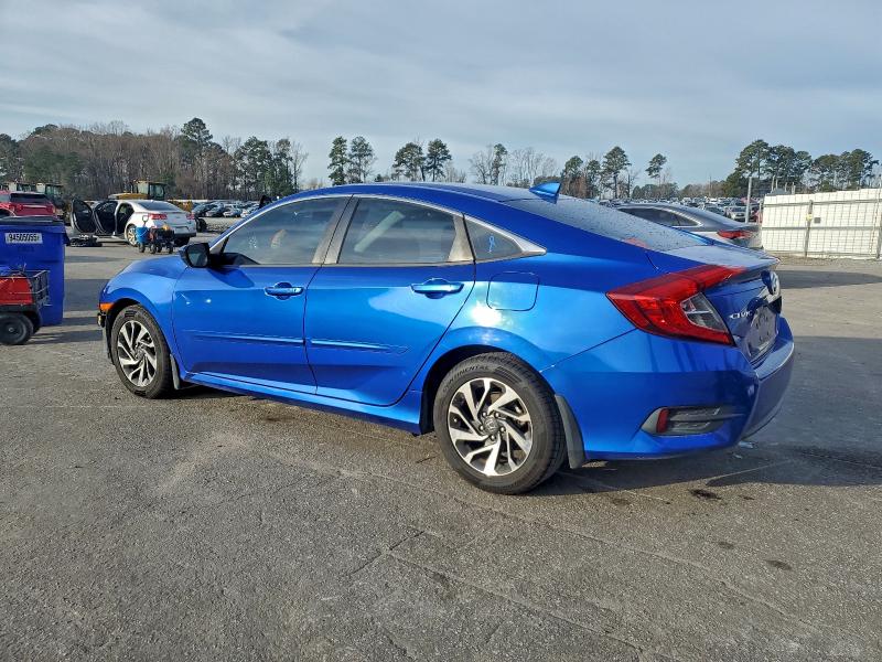 صورة رقم 2 من المزاد - 2017 HONDA CIVIC EX مع VIN 19XFC2F71HE037384