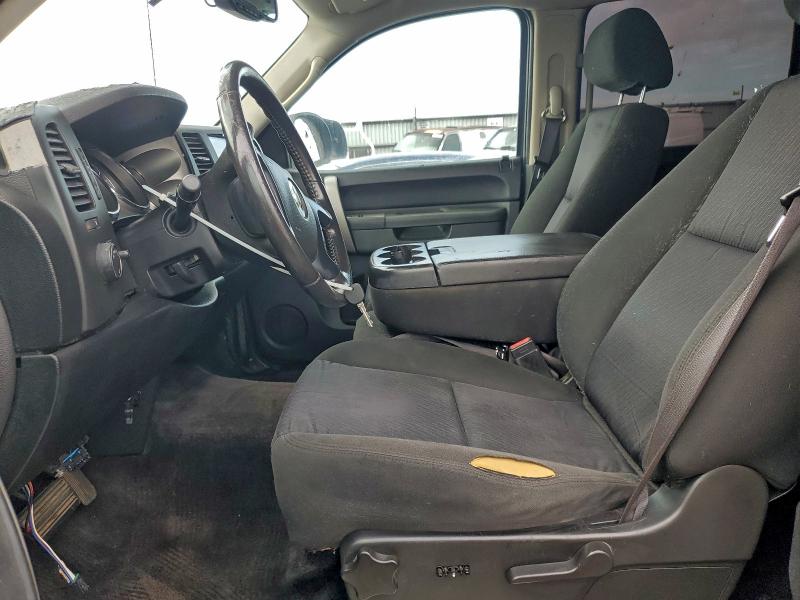 Photo 7 from auction – 2011 CHEVROLET SILVERADO with VIN 3GCPKSE31BG245802