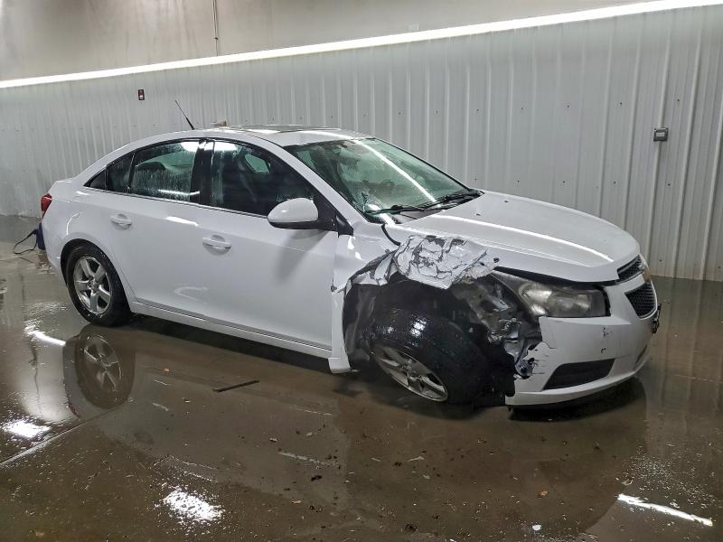 Photo 4 from auction – 2013 CHEVROLET CRUZE LT with VIN 1G1PC5SB0D7315176