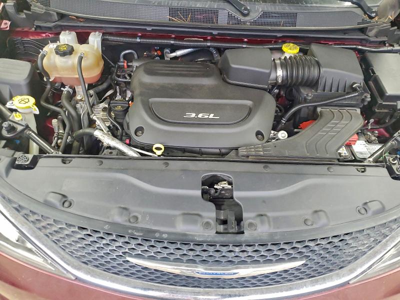 Photo 12 from auction – 2018 CHRYSLER PACIFICA T with VIN 2C4RC1FG0JR234140