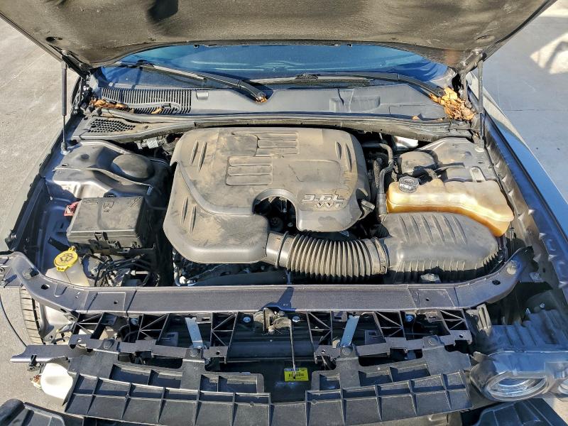Photo 11 from auction – 2018 DODGE CHALLENGER with VIN 2C3CDZAG9JH303071