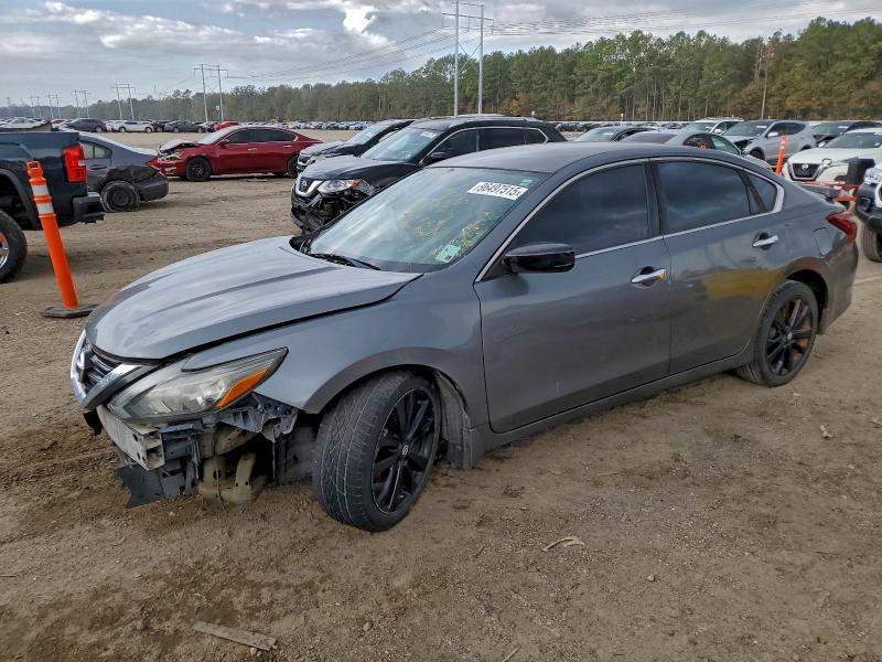 NISSAN ALTIMA 2.5 2017 with VIN 1N4AL3AP3HN360702 - Photo from auction