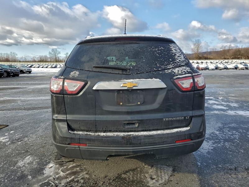 Photo 6 from auction – 2015 CHEVROLET TRAVERSE L with VIN 1GNKRGKD7FJ283482